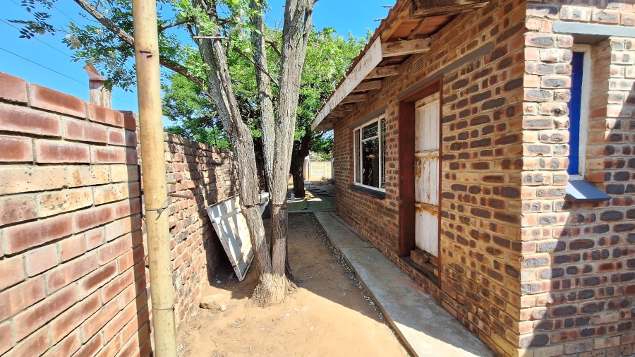 4 Bedroom Property for Sale in Riebeeckstad Free State